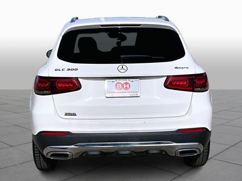 Used 2020 Mercedes-Benz GLC 300 4MATIC image 5