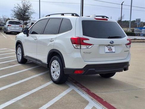 Certified 2023 Subaru Forester AWD/4WD image 2