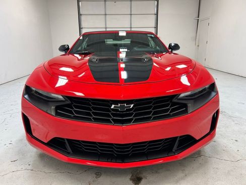Used 2021 Chevrolet Camaro LT w/ Technology Package RWD image 13