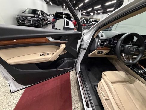 Used 2021 Audi Q5 Prestige w/ Prestige Package AWD/4WD image 22