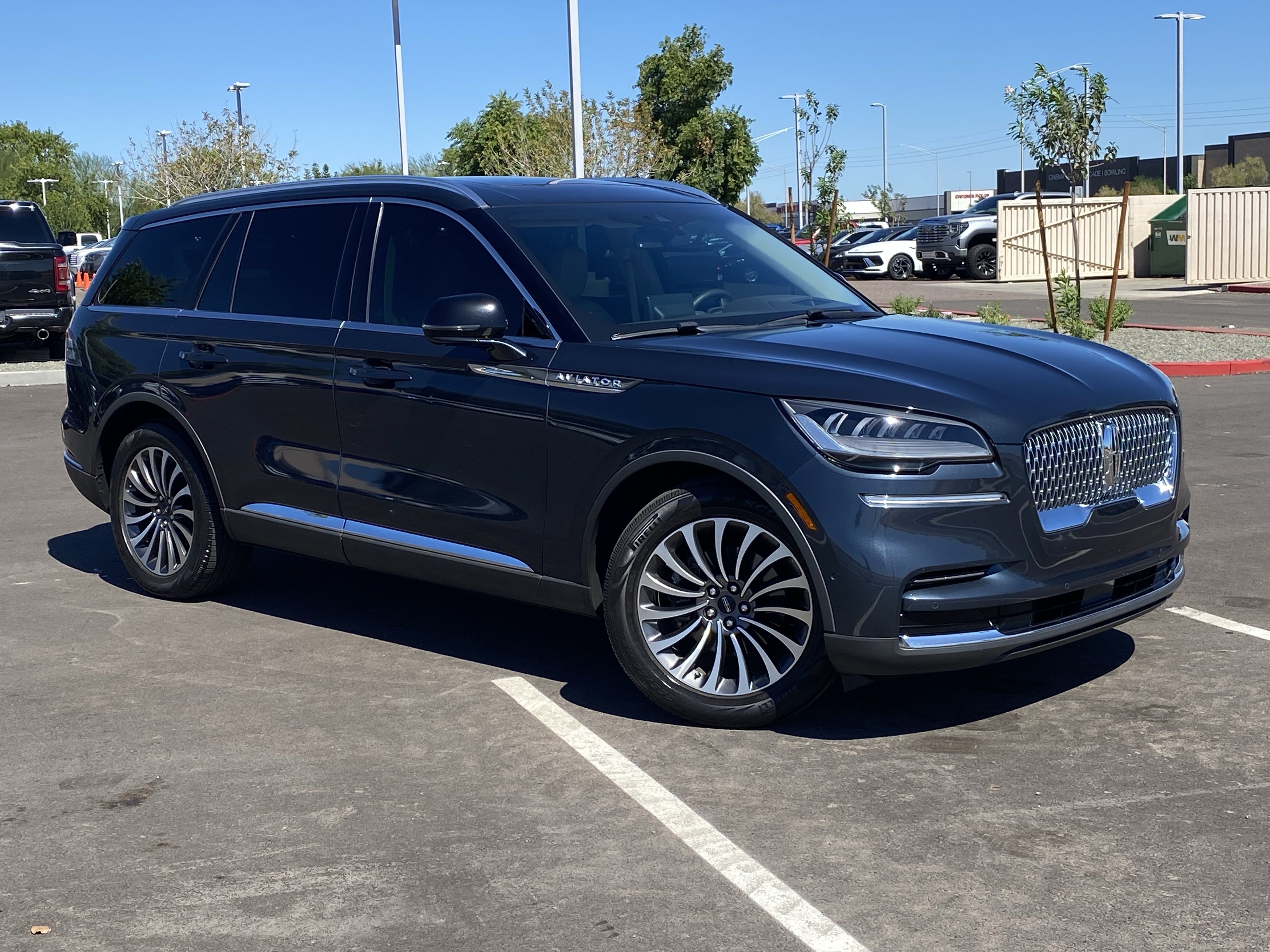 Used 2022 Lincoln Aviator Reserve w/ Equipment Group 201A RWD image 35