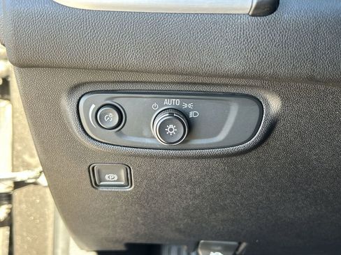 Used 2019 GMC Terrain SLE w/ Driver Convenience Package image 18