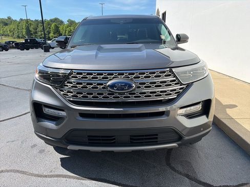 Used 2022 Ford Explorer Limited w/ Equipment Group 301A RWD image 12