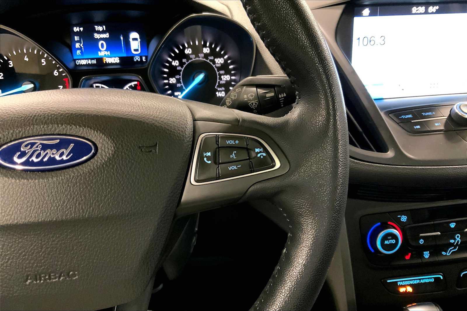 Used 2019 Ford Escape SEL AWD/4WD image 25