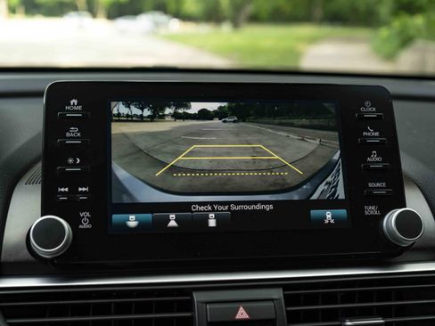 Used 2018 Honda Accord EX-L image 31