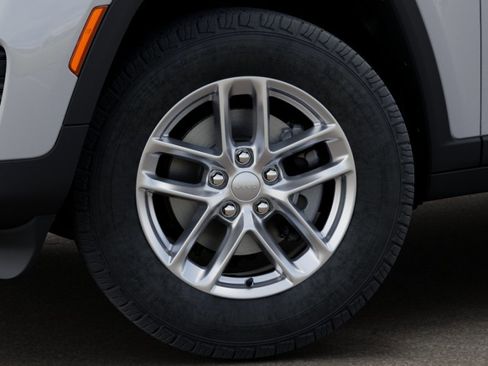 New 2025 Jeep Grand Cherokee Laredo X image 24