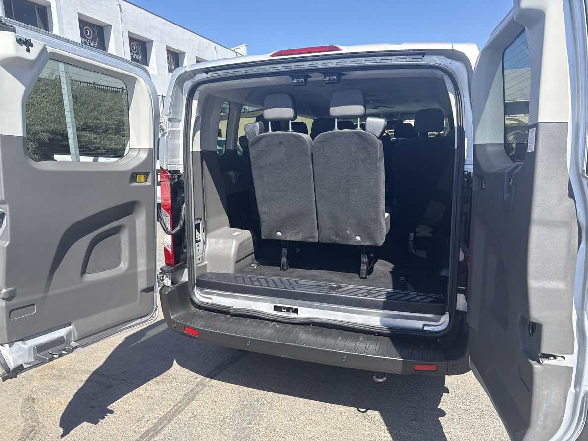 Used 2024 Ford Transit 350 XLT RWD image 6