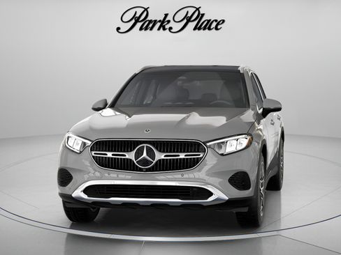 Used 2026 Mercedes-Benz GLC 300 4MATIC image 37