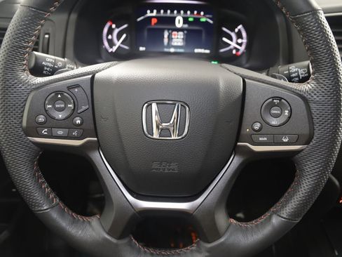 Used 2024 Honda Passport TrailSport image 33