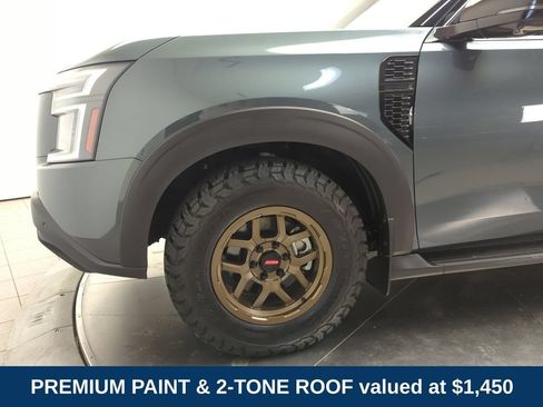 Used 2025 Nissan Armada PRO-4X AWD/4WD image 2