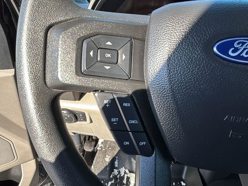 Used 2022 Ford F250 XL w/ STX Appearance Package image 16