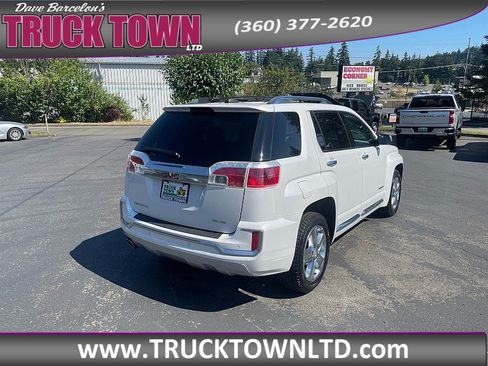 Used 2017 GMC Terrain Denali AWD/4WD image 5