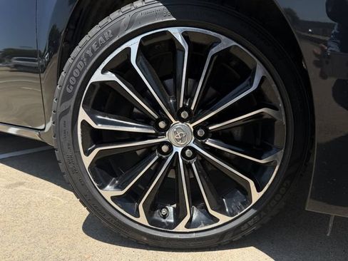 Used 2015 Toyota Corolla S FWD image 10