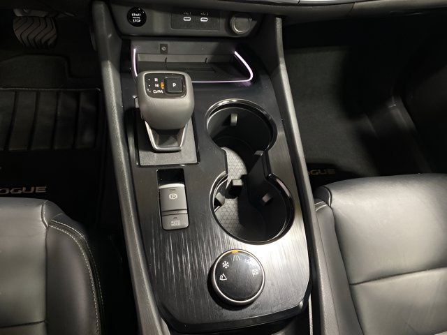 Certified 2024 Nissan Rogue SL w/ SL Premium Package AWD/4WD image 18