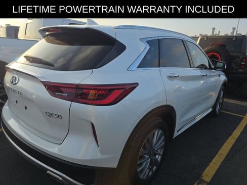 Certified 2024 INFINITI QX50 Luxe w/ Accent Package FWD image 13