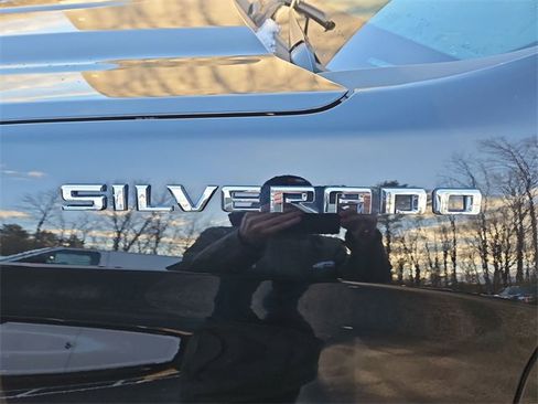 Used 2023 Chevrolet Silverado 1500 LT image 31