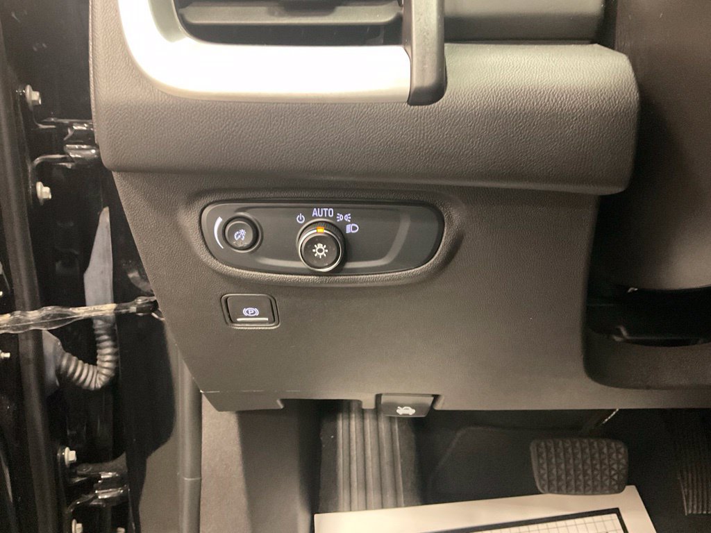 Used 2024 GMC Terrain SLE AWD/4WD image 21
