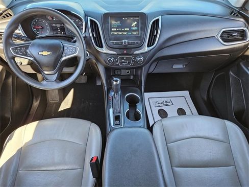 Used 2018 Chevrolet Equinox LT image 8