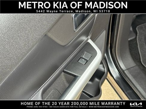 Used 2013 Ford Edge SE FWD image 24