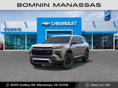 New 2026 Chevrolet Traverse Z71 w/ Enhanced Driving Package AWD/4WD image 1
