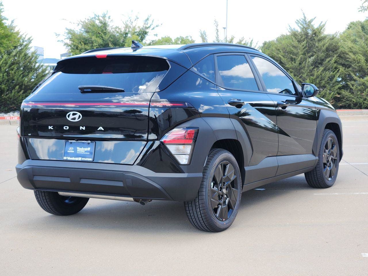New 2027 Hyundai Kona SEL Sport FWD image 4