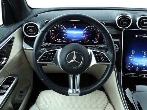 Certified 2023 Mercedes-Benz GLC 300 image 15
