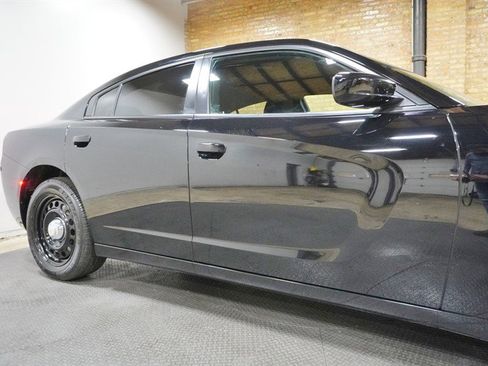 Used 2019 Dodge Charger Police w/ Street Appearance Group AWD/4WD image 9