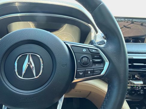 Used 2023 Acura MDX SH-AWD w/ Advance Package image 29