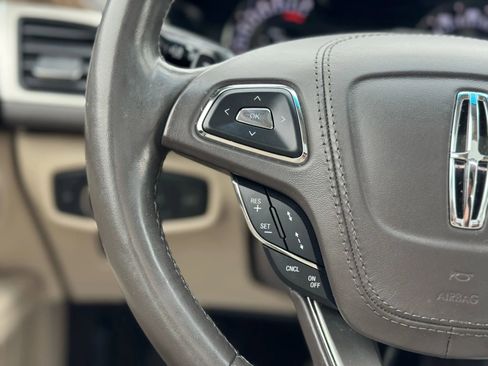 Used 2019 Lincoln MKZ Reserve w/ Reserve Plus Package image 32