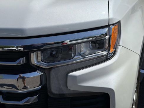 Used 2024 Chevrolet Silverado 1500 LTZ w/ LTZ Premium Package AWD/4WD image 7