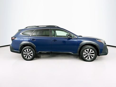 Used 2024 Subaru Outback Premium AWD/4WD image 10
