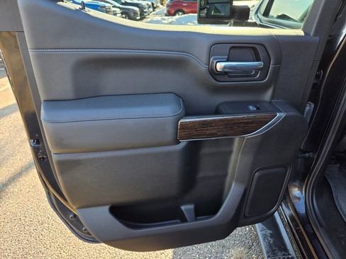 Used 2022 GMC Sierra 1500 Elevation w/ X31 Off-Road Package image 17