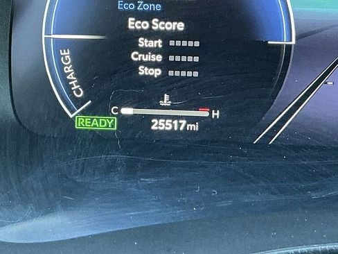 Used 2023 Toyota Highlander Limited image 34