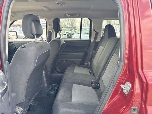 Used 2017 Jeep Patriot Sport w/ Power Value Group FWD image 12