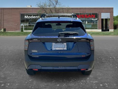 New 2026 Nissan Kicks SR image 3