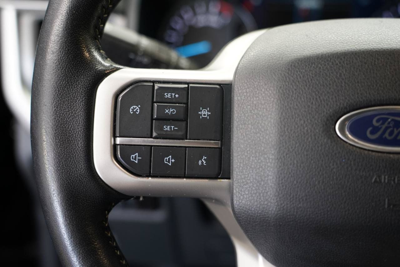 Used 2023 Ford Expedition XLT AWD/4WD image 13