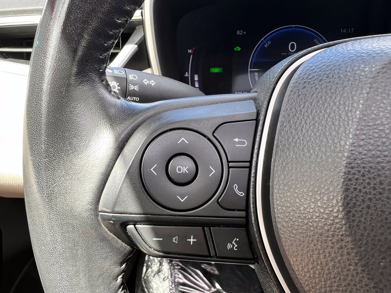 Used 2024 Toyota Corolla XLE FWD image 36