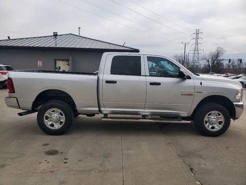 Used 2018 RAM 2500 Tradesman w/ Chrome Appearance Group image 7