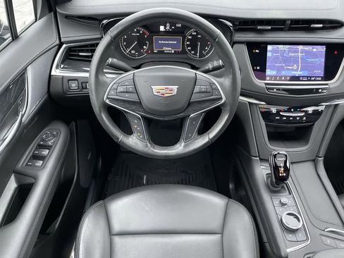 Certified 2023 Cadillac XT5 Premium Luxury image 11
