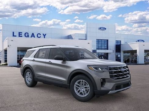 New 2026 Ford Explorer Active w/ Active Comfort Package RWD image 7