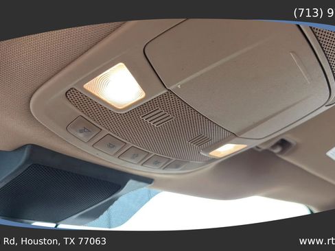 Used 2022 Ford F350 Lariat w/ Lariat Value Package image 46