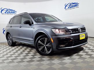 Used 2019 Volkswagen Tiguan SE image 1