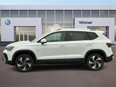 New 2026 Volkswagen Taos SE AWD/4WD image 2