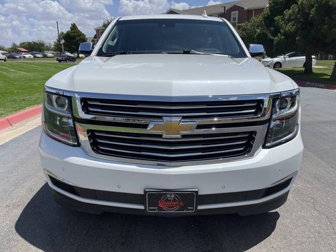 Used 2018 Chevrolet Suburban Premier AWD/4WD image 8
