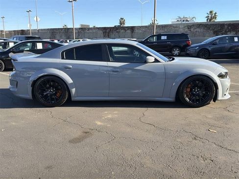 Used 2022 Dodge Charger Scat Pack image 7