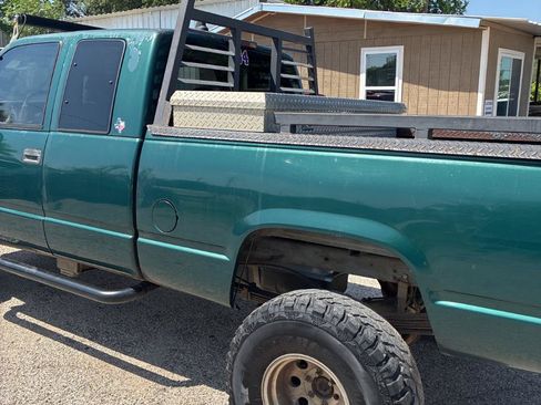 Used 1998 Chevrolet Silverado 1500 4x4 Extended Cab w/ Preferred Equipment Group 2 image 10