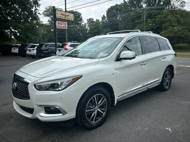 Used 2019 INFINITI QX60 Luxe w/ Essential Package AWD/4WD image 1
