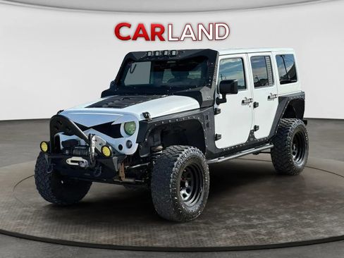 Used 2013 Jeep Wrangler Unlimited Rubicon w/ Connectivity Group AWD/4WD image 1