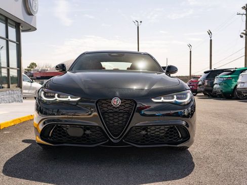 New 2025 Alfa Romeo Giulia w/ Veloce Package Rwd image 11