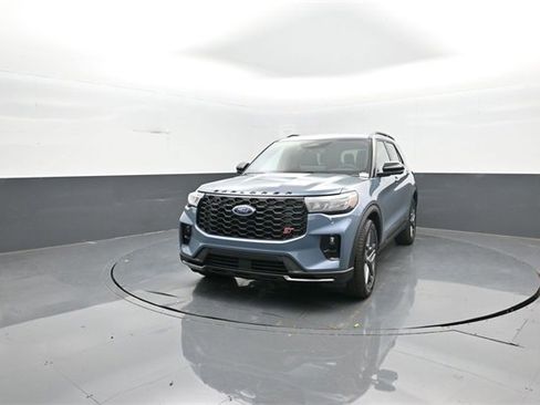 New 2026 Ford Explorer ST image 3